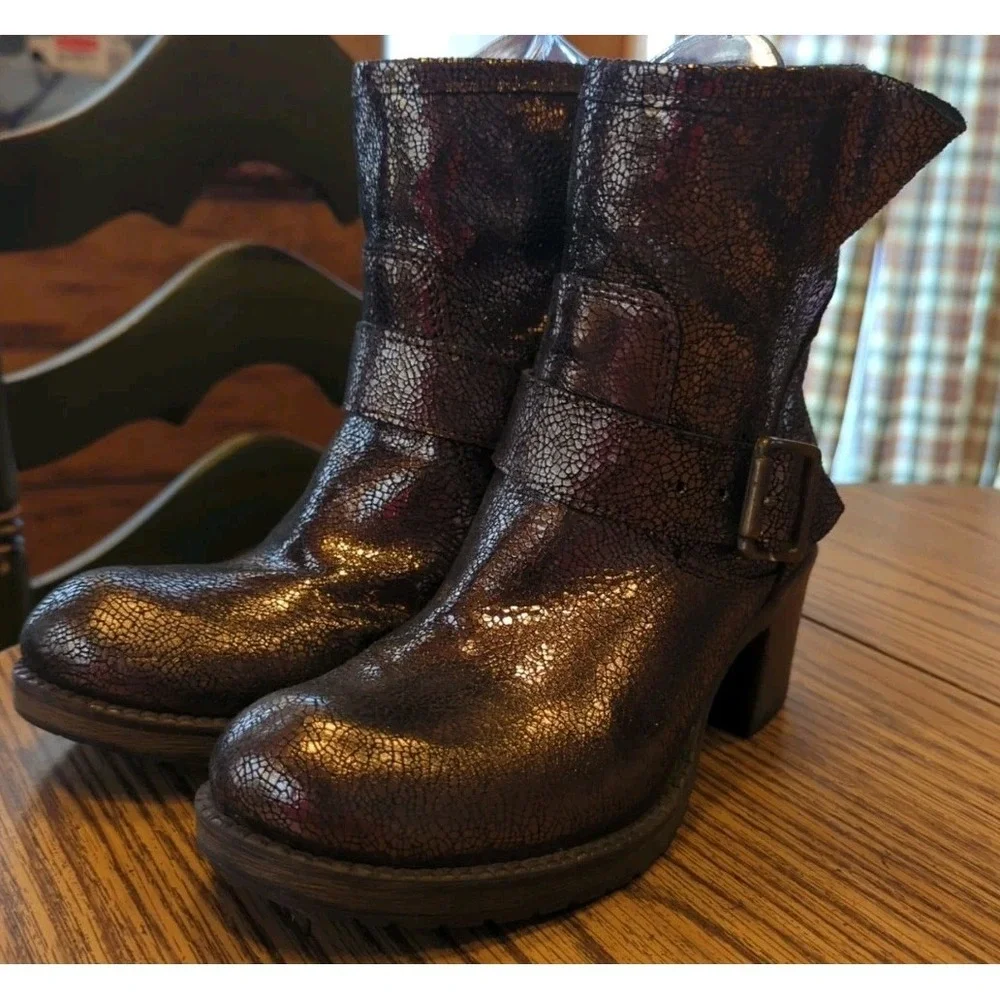 Fabrizio Chini Gold Shimmer Crackle Shiny Bootie Womens Boots Italy EU 37 US 6.5